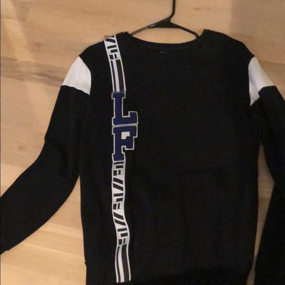 black LF THE BRAND sweater